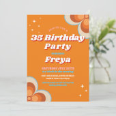 Invitation Retro Vintage 1970 Anniversaire fête Orange (Debout devant)