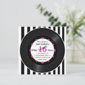 Invitation Rétro Vinyl Record l Modern Sweet 16 B'day (Debout devant)