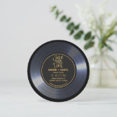 Invitation Retro Vinyl Record Noir Mariage Enregistrer la Dat (Debout devant)
