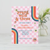 Invitation Retro Young Wild et trois Anniversaire (Debout devant)