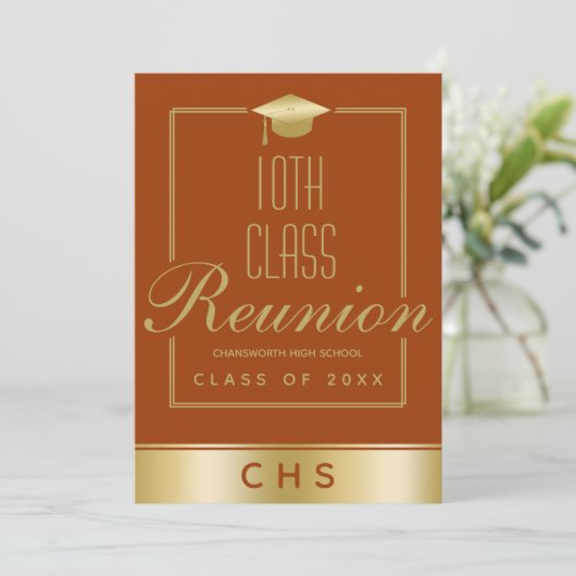 Invitation Réunion de 10e classe de script doré orange élégan (Debout devant)