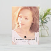 Invitation Revêtement noir moderne Diplôme photo complète (Debout devant)