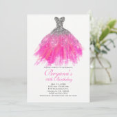 Invitation Robe de soirée rose et argentée pailletée pour fêt (Debout devant)