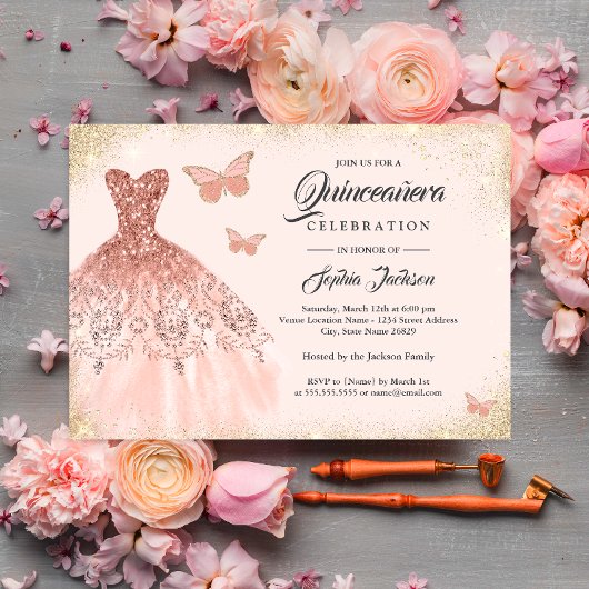 Invitation Robe d'or Rose étincelante papillon Quinceanera