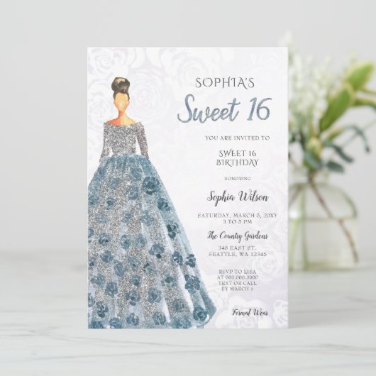 Invitation Robe mousseuse bleu argent Douce 16 anniversaire I (Debout devant)