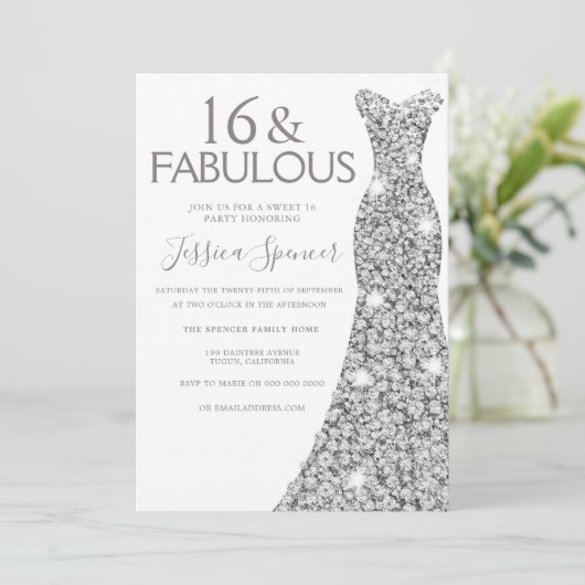 Invitation Robe Parties scintillant argent Fabulous Sweet 16  (Debout devant)