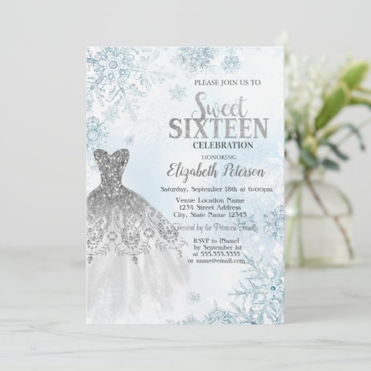 Invitation Robe Parties scintillant argent Snowflakes Sweet 1 (Debout devant)