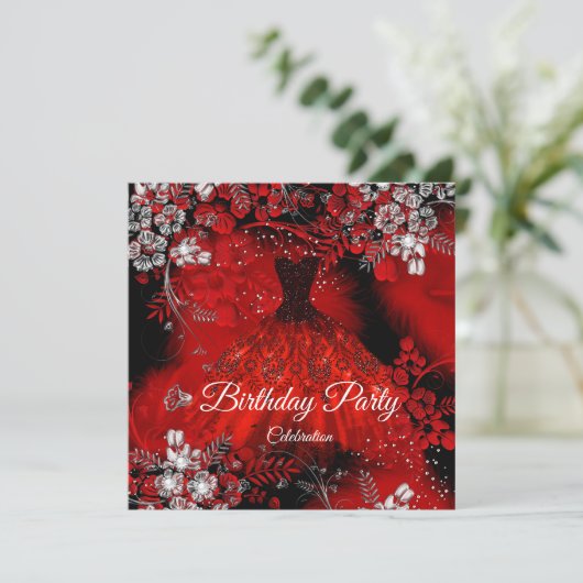 Invitation Robe Rouge Plumes Argent fête d'anniversaire (Debout devant)