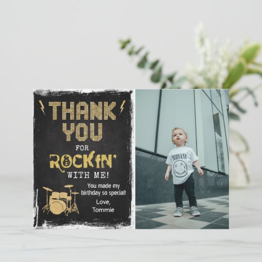 Invitation Rockstar Rocker Chalk Grunge (Debout devant)