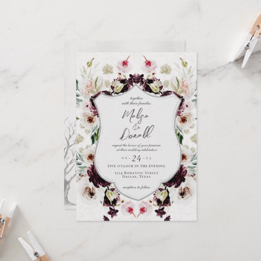 Invitation Romantique Automne Bois Floral Crest Mariage (Devant/Arrière en situation)