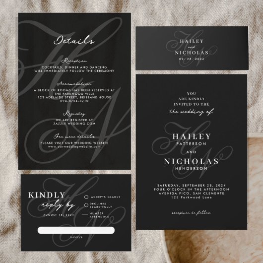Invitation Romantique Élégant Script Monogramme Mariage noir