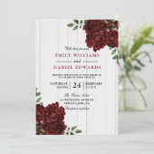 Invitation Romantique Rose Rouge Bourgogne Mariage en bois In (Debout devant)