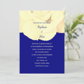 Invitation Rose bleu de la marine Floral printemps Mariage d' (Debout devant)