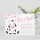 Invitation Rose C'est un Baby shower de vache fille (Debout devant)