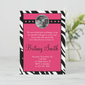 Invitation rose de baby shower de photo de (Debout devant)