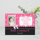 Invitation rose de fête d'anniversaire (Debout devant)