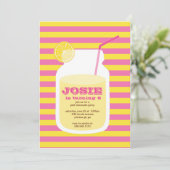 Invitation rose de fête d'anniversaire de limonade (Debout devant)