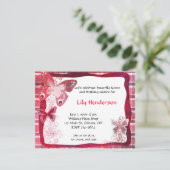 Invitation rose de fête d'anniversaire de papillon (Debout devant)