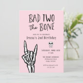 Invitation Rose et noir mauvais deux The Bone 2e fête d'anniv (Debout devant)