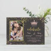 Invitation Rose Gold Confetti PRINCESS Frères Anniversaire Co (Debout devant)