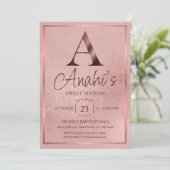 Invitation Rose Gold Monogram Sweet Sixteen (Debout devant)