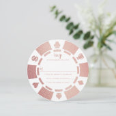Invitation Rose Gold Poker Chip Casino Mariage RSVP Card (Debout devant)
