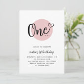 Invitation Rose minimaliste moderne | 1er anniversaire (Debout devant)
