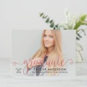 Invitation Rose moderne Gold Script Graduate Photo Graduate (Debout devant)