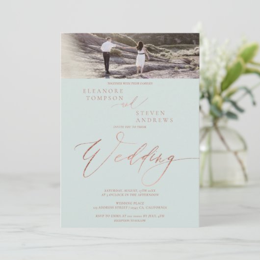 Invitation Rose or vert script élégant 2 photos mariage (Debout devant)
