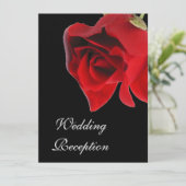 Invitation Rose rouge de réception de mariage à l'invitation (Debout devant)