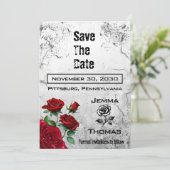Invitation Rose rouge et Grunge Textured Wedding Enregistrer (Debout devant)