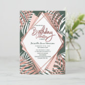 Invitation Rose vert Gold Tropical Palm Tree Feuilles Anniver (Debout devant)