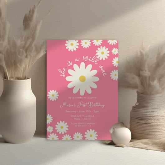 Invitation Rose White Daisy Elle est un Anniversaire sauvage