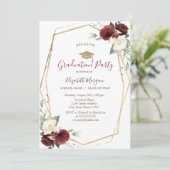 Invitation Roses Chic Bourgogne, Casquette de grade, Diplôme (Debout devant)