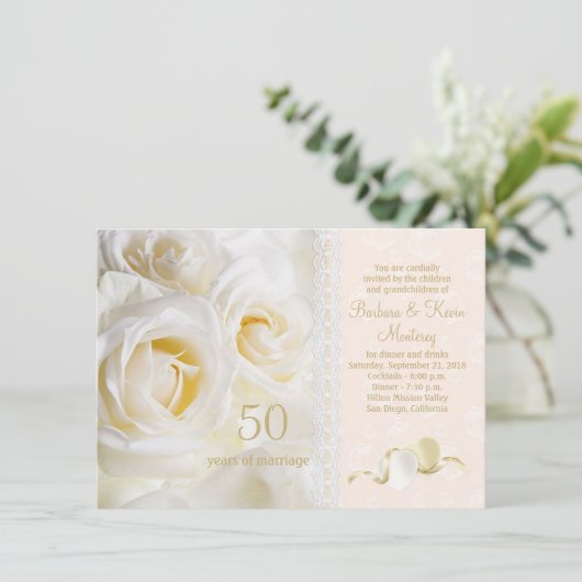 Invitation Roses crème blanches, cœurs 50e anniversaire de ma (Debout devant)