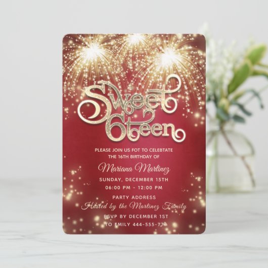 Invitation Rouge élégant feu d'artifice or scintillant (Debout devant)