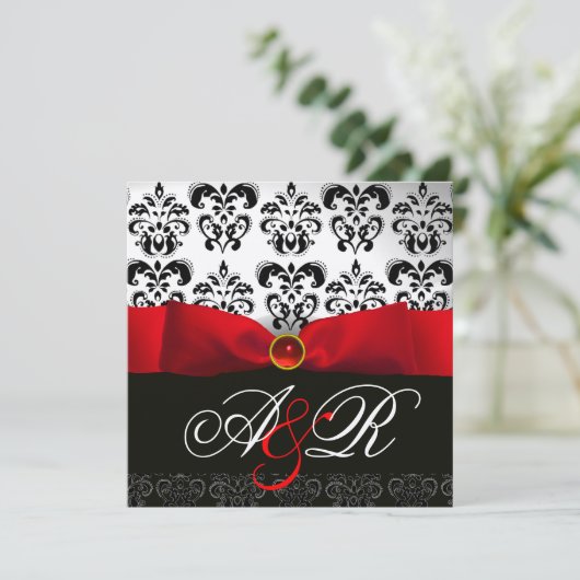 INVITATION ROUGE RIBBON RUBY BLANC BLACK DAMASK MONOGRAM (Debout devant)