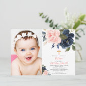 Invitation Rougissent la photo florale rose de baptême de (Debout devant)