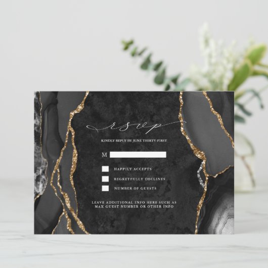 Invitation RSVP Black & Gold Agate (Debout devant)