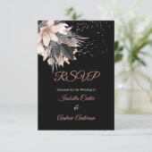Invitation RSVP Mariage Rose Pêche Rose Charbon Floral (Debout devant)