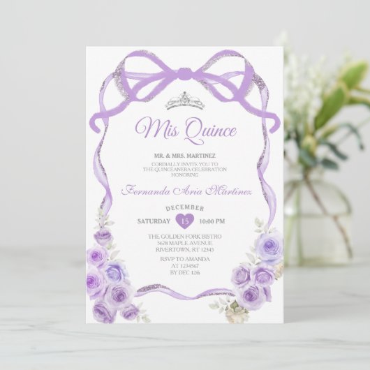 Invitation Ruban à bow fleuri pourpre Dusty Silver Mis Quince (Debout devant)