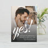 Invitation Russe Moderne Elle A Dit Oui Parti Engagement (Debout devant)