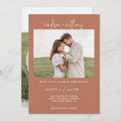 Invitation Rust Terracotta Script élégant avec Mariage photo (Devant / Derrière)