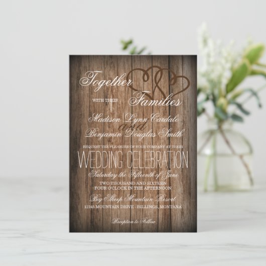 Invitation Rustic Country Double Coeurs Wood Wedts Invite (Debout devant)