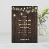 Invitation Rustic Country Grange Bois Chaîne Lumière Mariage (Debout devant)