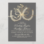 Invitation Rustic Country Horseshoe Gold et Grey Mariage<br><div class="desc">Invitation de mariage campagnard rustique avec fer à cheval en feuille d'or (effet) et souffle doré bébé,  fleurs de jardin,  bracelets d'arbre...  — Tous les éléments de design créés par Jinaiji</div>