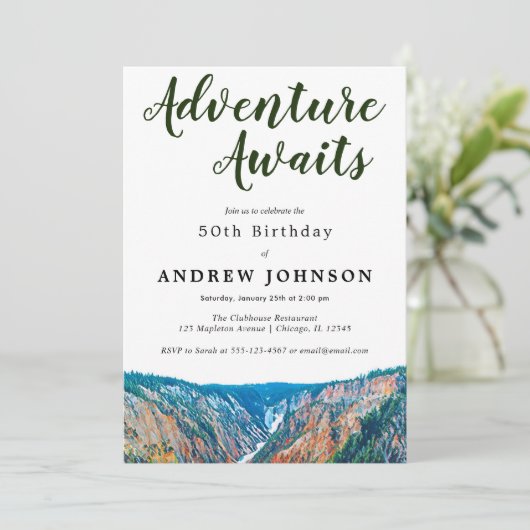 Invitation Rustic Mountain Adventure attend la fête d'anniver (Debout devant)