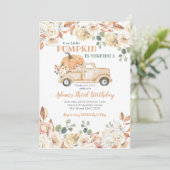 Invitation Rustic Peach Citrouille de camion fête ses 3 ans (Debout devant)