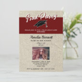 Invitation Rustic Red Graduate Casquette Graduate Party Photo (Debout devant)