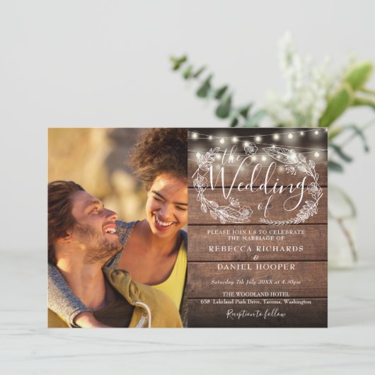 Invitation Rustic Wood 2 Photo String Mariage de script (Debout devant)